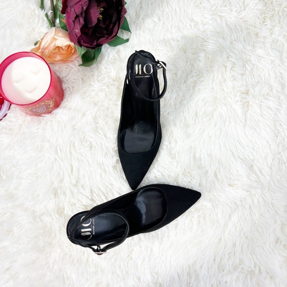 COPY - JLo heels color black and gold, size 9 - Picture 7 of 16